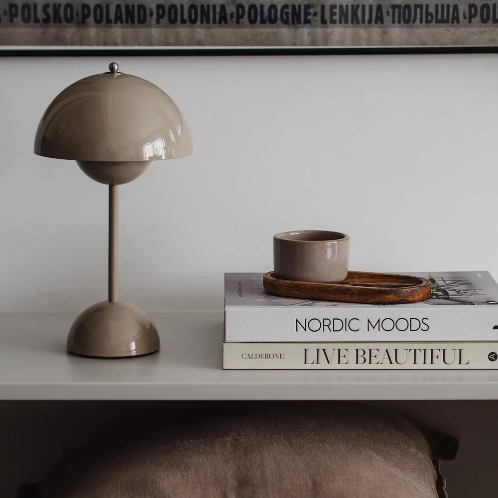 Dimmable LED Touch Table Lamp